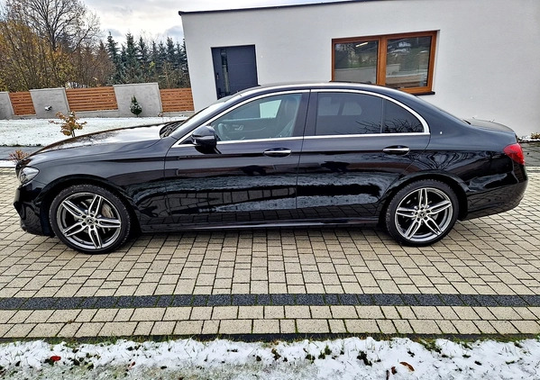 Mercedes-Benz Klasa E cena 157440 przebieg: 109935, rok produkcji 2019 z Kamienna Góra małe 436